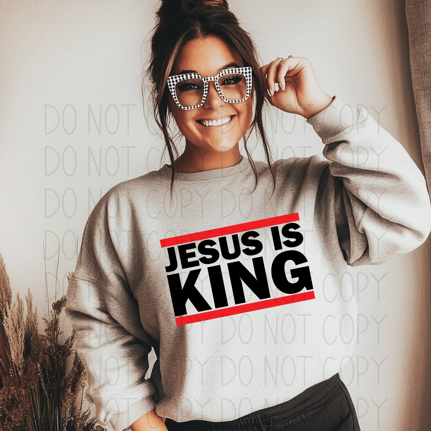 Jesus is King - DTF Transfer