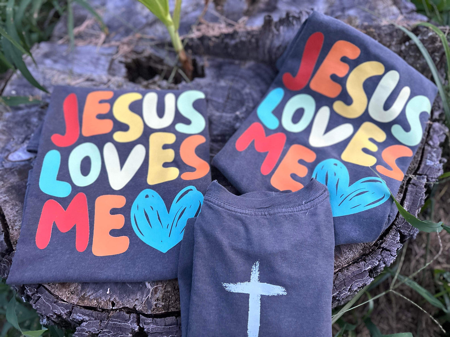 Jesus loves me (adult)- Comfort Color